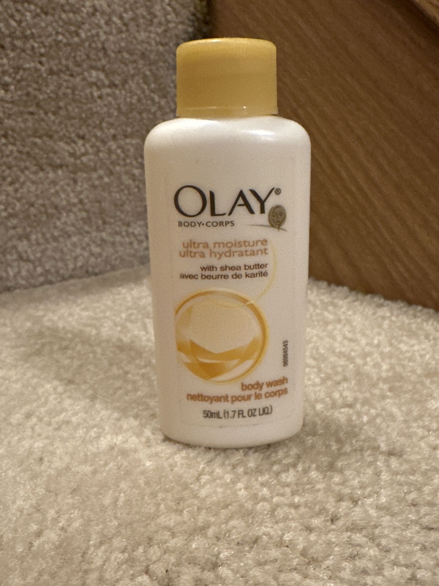 Olay Ultra Moisture Body Wash new .50