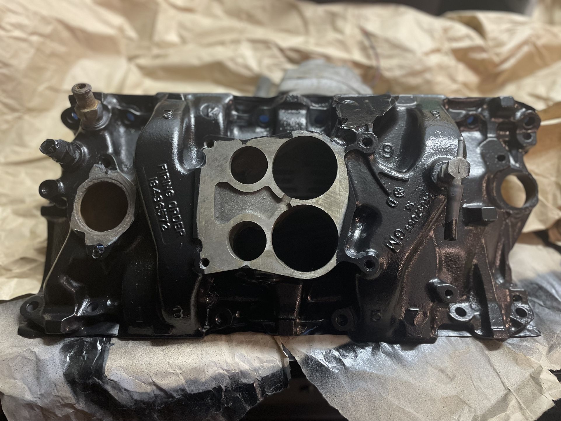 1985 Chevrolet - GMC 350 Intake Manifold