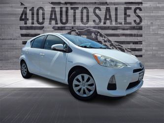 2013 Toyota Prius c