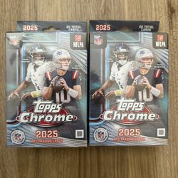 2025 Topps Chrome Football Hanger Box