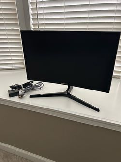 Samsung Odyssey Gaming CRG5 Series 24” LED Curved FHD FreeSync Monitor