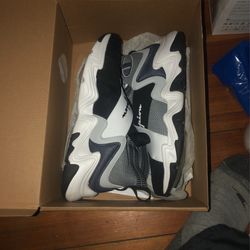 Champions Sneakers