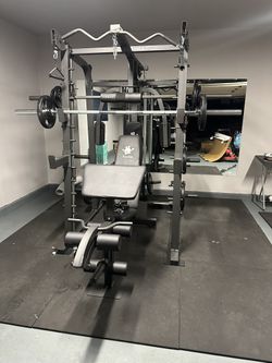 Vesta Fitness Smith Machine 2001 w/Bench Attachment | 230lb Bumpers Weights | 7ft Olympic Bar | Fitness | Gym Equipment | FREE DELIVERY🚚  