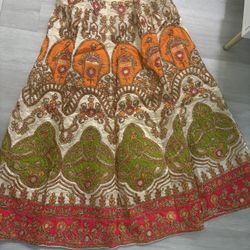Women Chanya