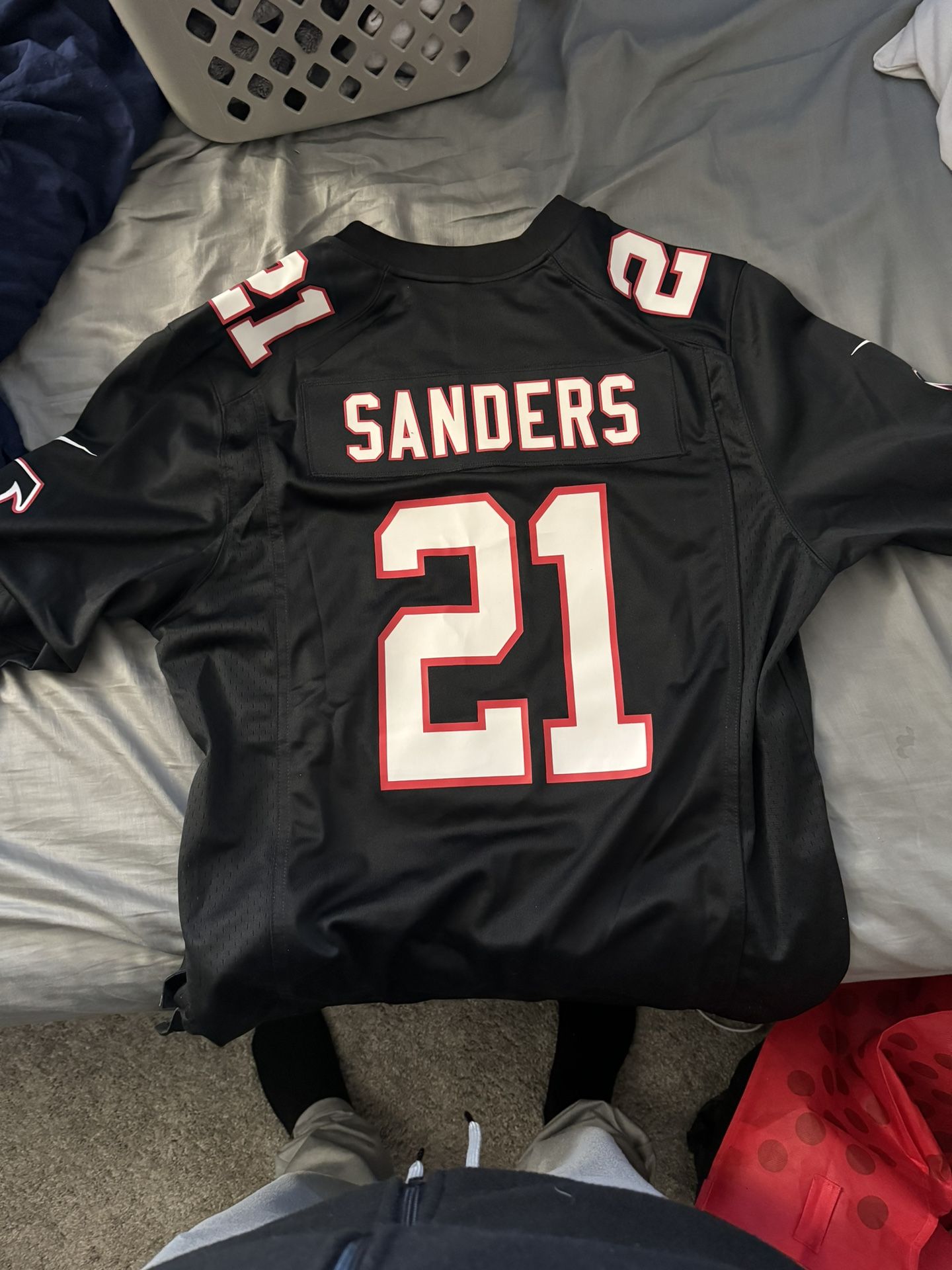 Men’s Large- Deion Sanders Falcon Jersey,