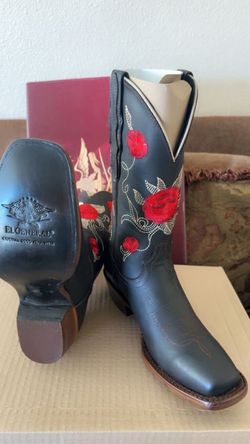 El General Black Cowboy Boots with Rose Embroidery