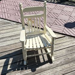 White Kids Cracker Barrel Rocking Chair
