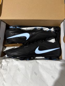 Nike Tiempo Cleats