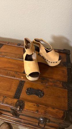 Jeffrey Campbell Platform Sandals