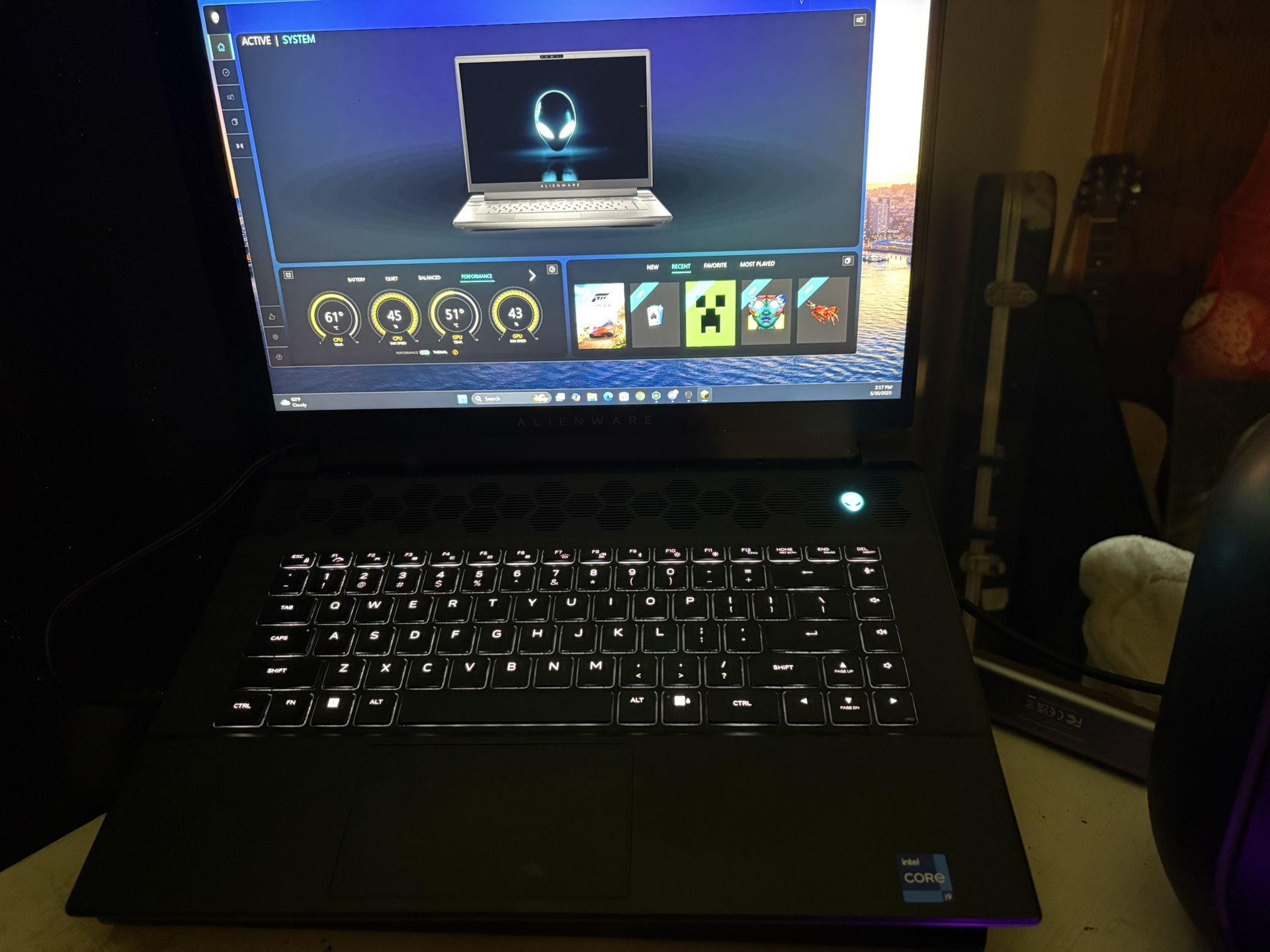 Alienware M16 R1 4080 Gaming Laptop