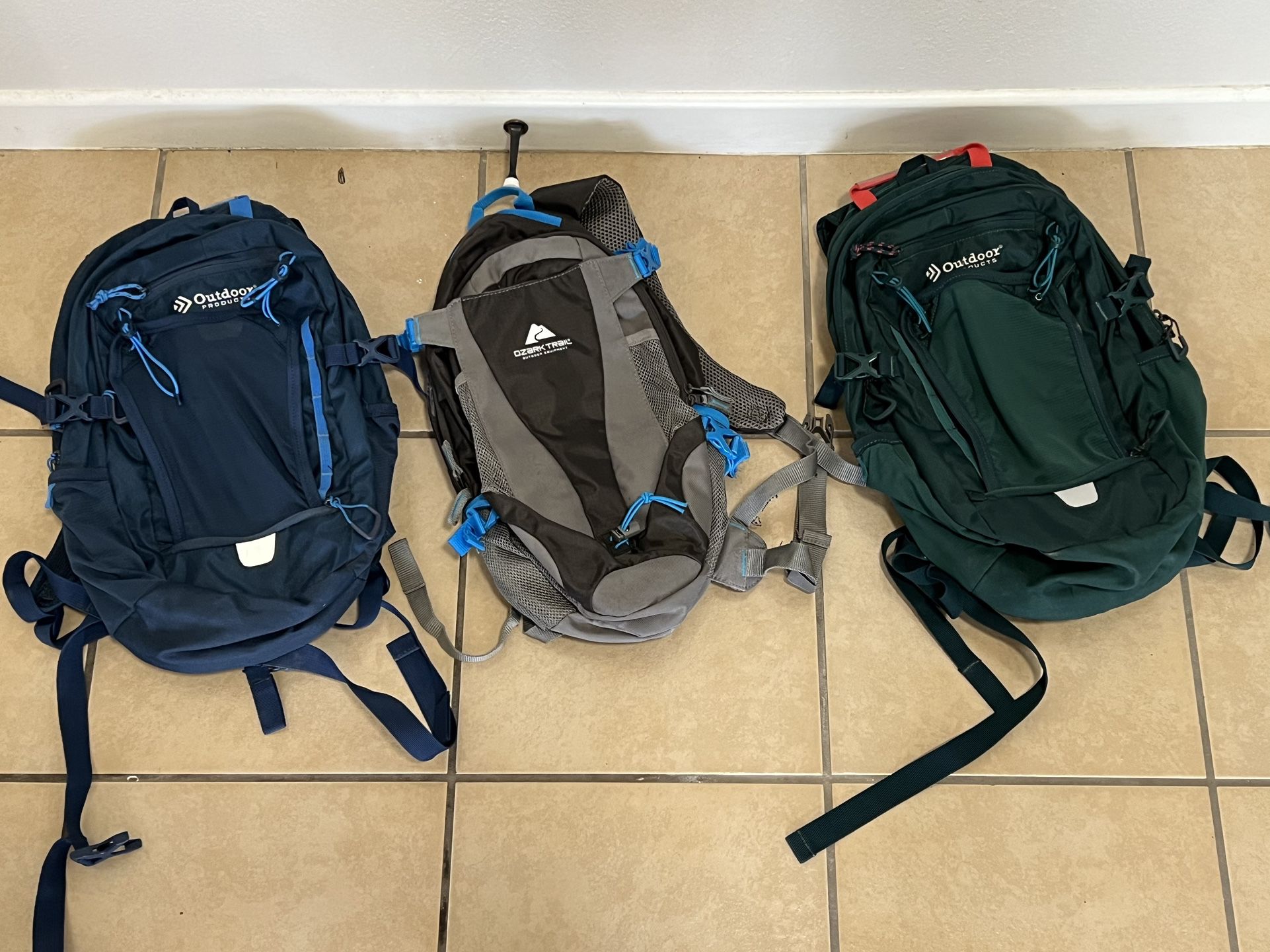Hydration/ Backpacks X3 