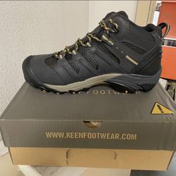 KEEN STEAL TOE SHOES Lansing shoes for man, Raven/tawny olive still toe, SIZE 10.