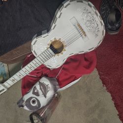 Costume