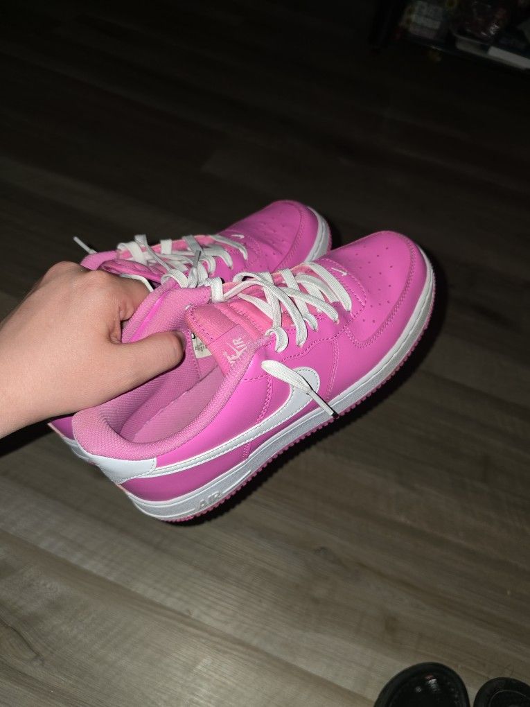 Pink Air Force 1 Size 7Y