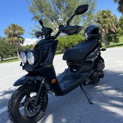 250cc Scooter 