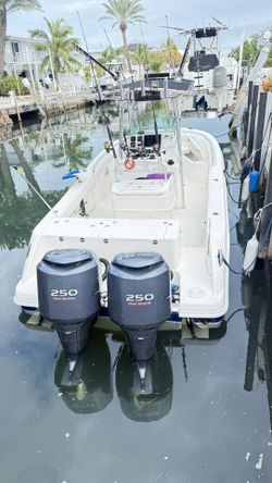 2005 Robalo 24f W Set Yamaha 250 Hp Four Stroke 