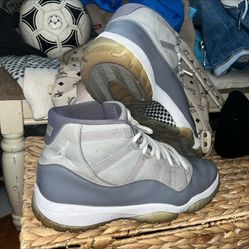 cool grey 11’s size 12