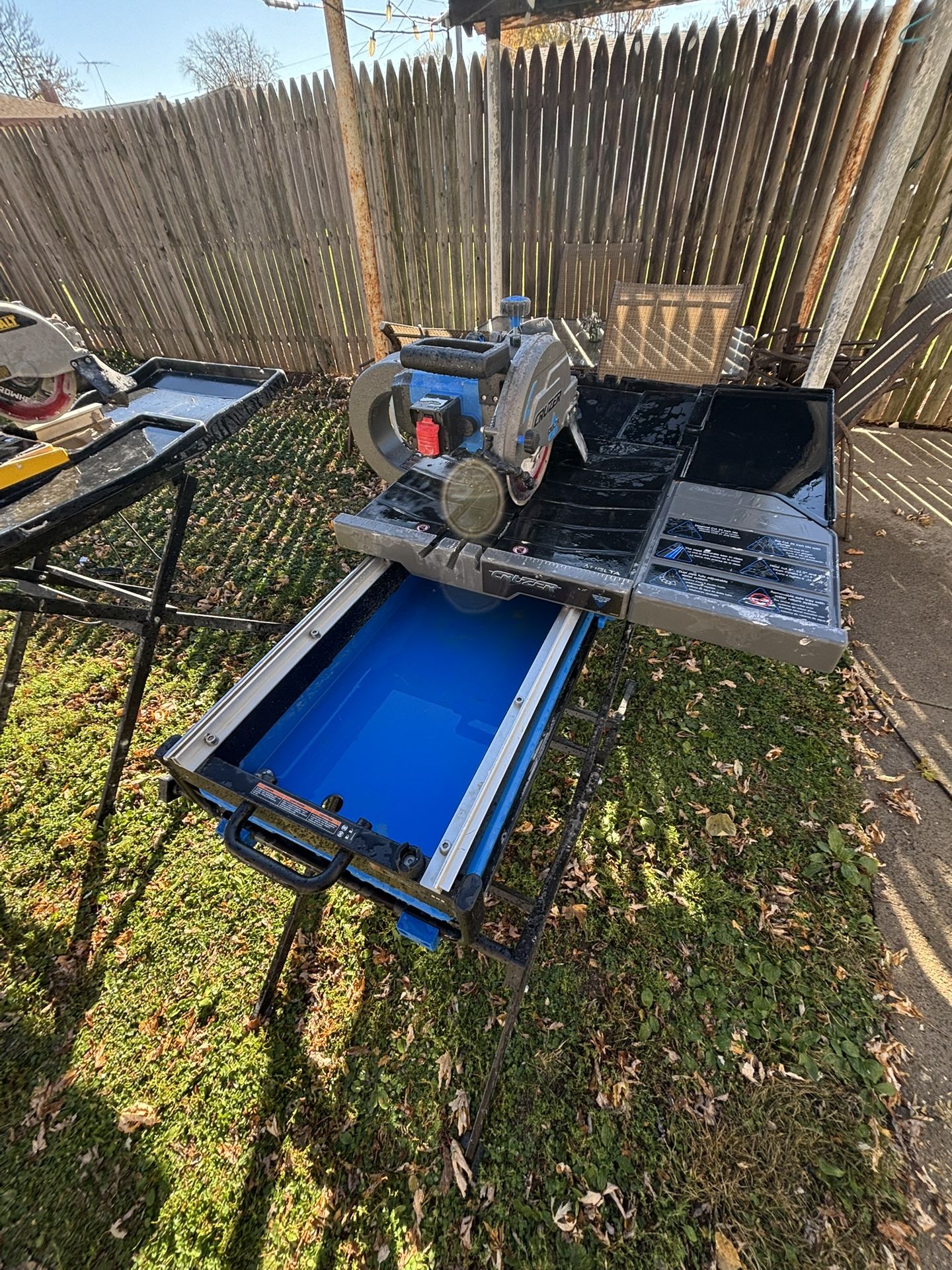 Tile Cutting Saw Delta