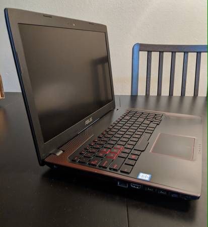 ASUS GAMING LAPTOP 6th GENERATION i5