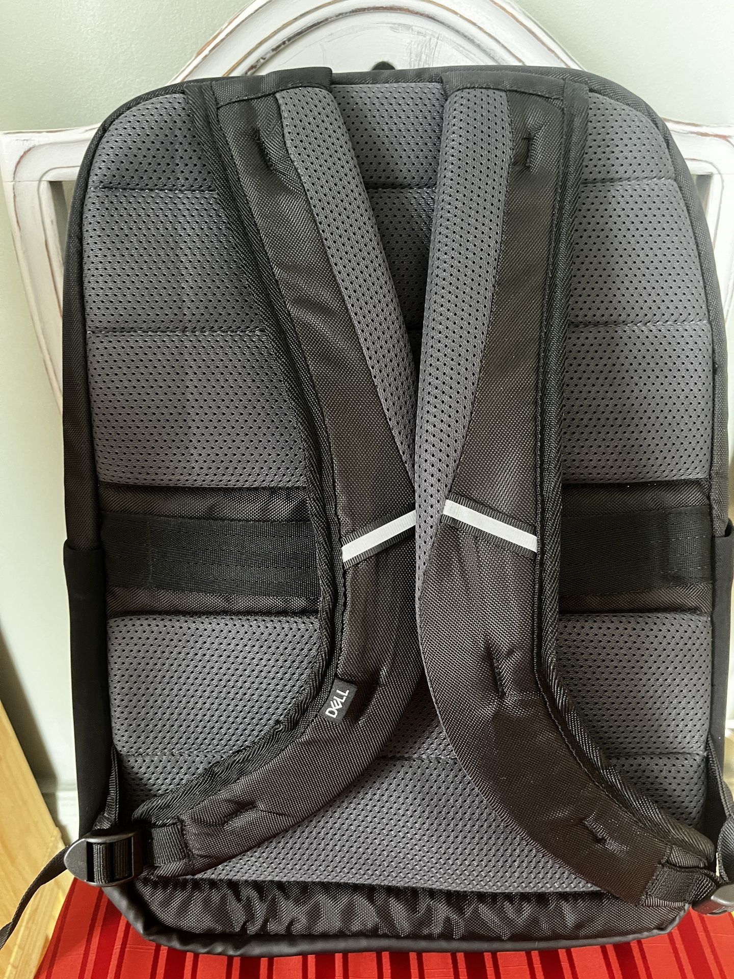 NEW Dell Ecoloop Pro Carrying Case For Laptop