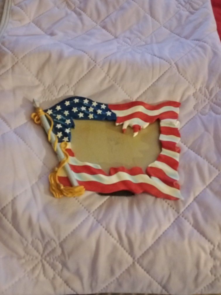 🩷  Frame Flag Photo - Still Available 