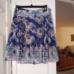 Blue And White Pattern Skirt Size Medium 