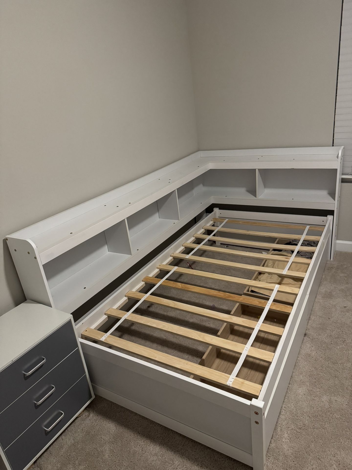 Bed Frame And Vanity