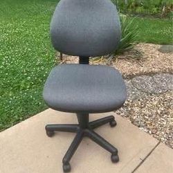 Desk, Drafting, Rolling, Padded Adjustable Chair Gray New