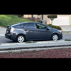 Toyota Prius W/oem Cat. Trade SUV/truck