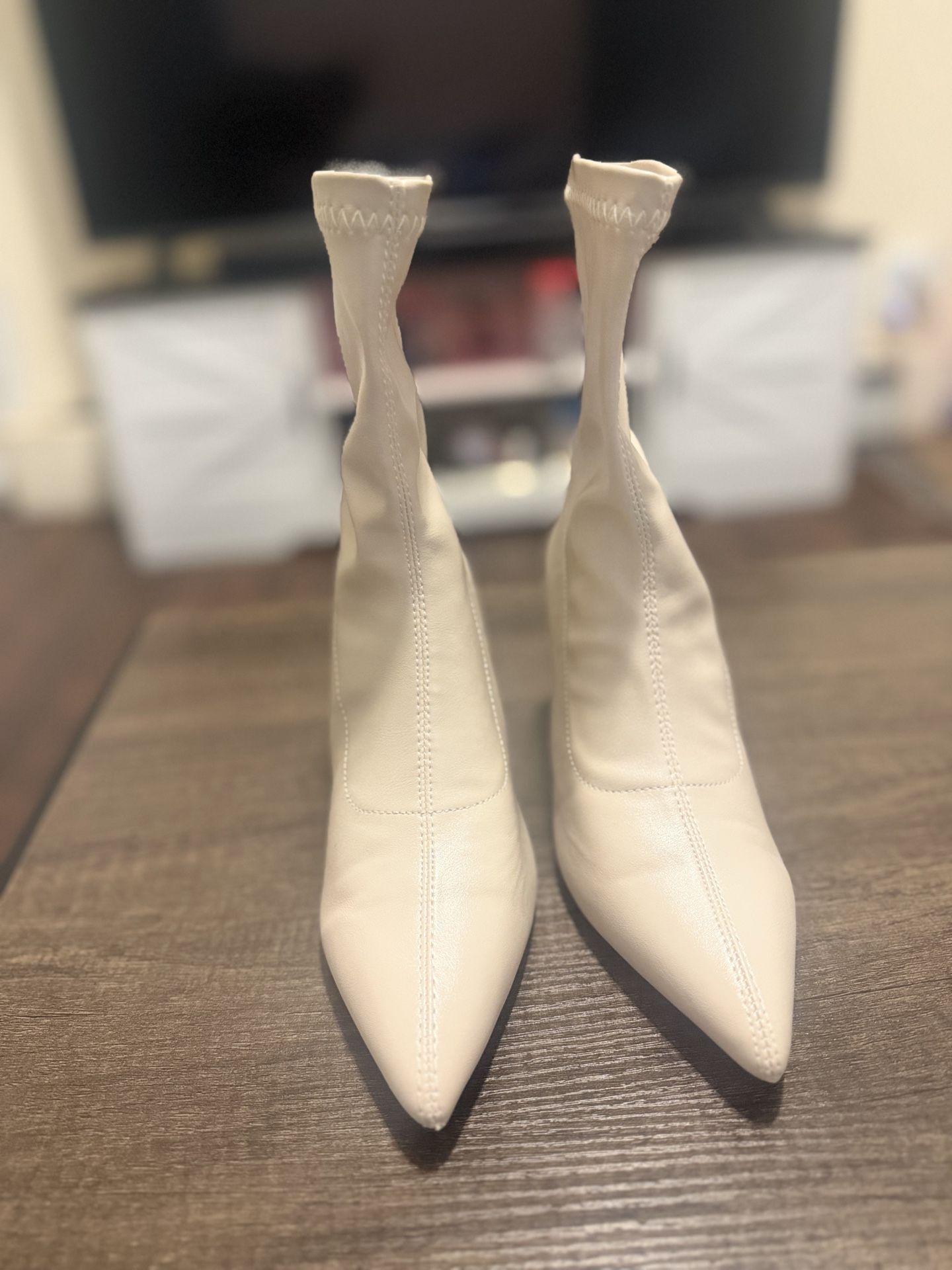 Women heel boots