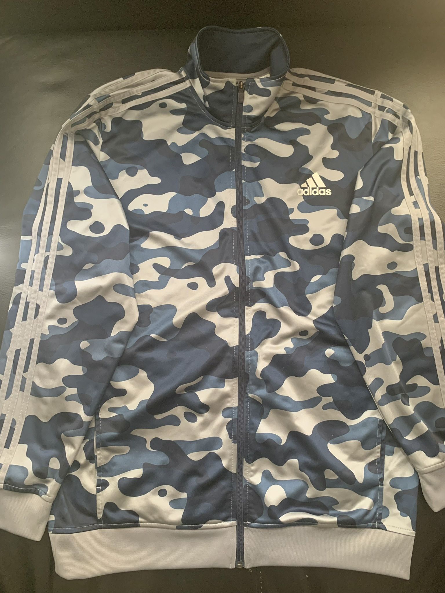 New Adidas Special Edition Camo Track Jacket Men’s XL Sweatshirt