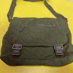 Banana Republic Laptop Messenger Shoulder Bag Work Travel Green Inner Pockets