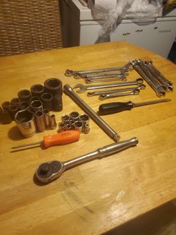 Lot of Snap-On and Mac Tools/More tools added