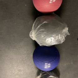 Medicine Balls 4, 6, 8 And 10 Pounds