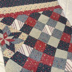 2 Matching Twin Size Quilts 