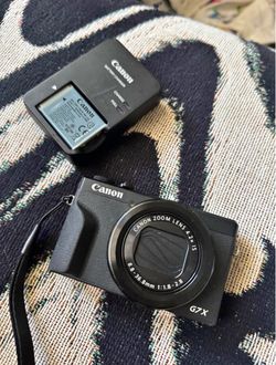 Canon G7X mark III Digital Camera. Read Description