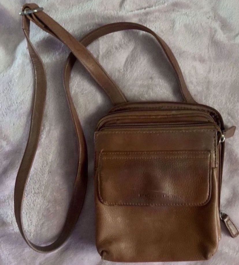 Women’s Leather Fossil Crossbody Bag 