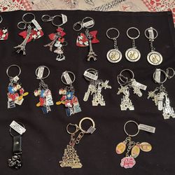 Disney Keychain Set with Eiffel Tower and Characters