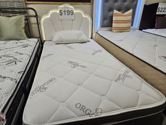 Brand new 12" thick soft innerspring pillowtop twin mattress