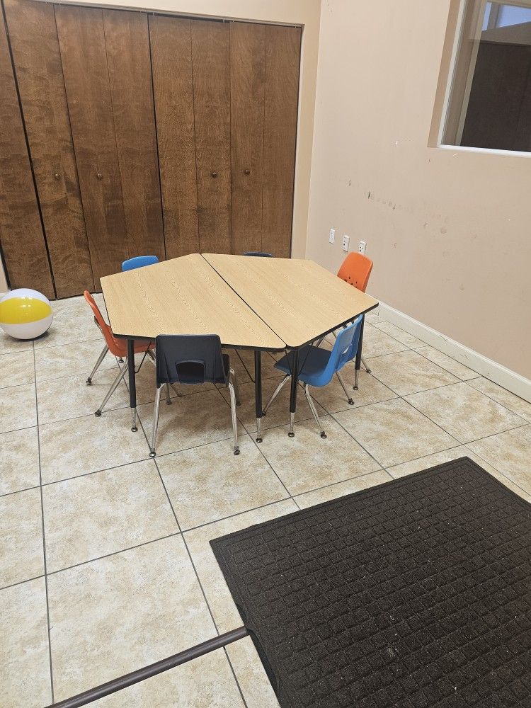 🪑 Kids Activity Tables – $50 for the Pair