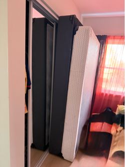 Queen and full size box spring