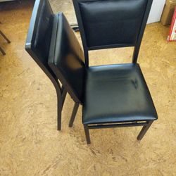 2 Folding Chairs