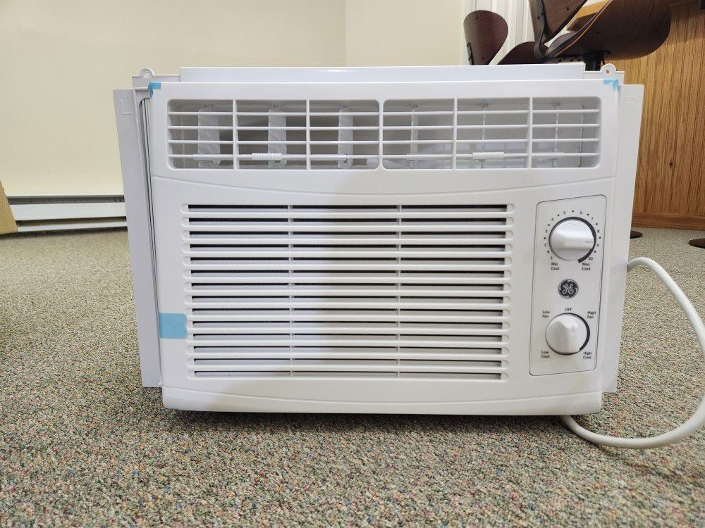 GE 5,100 BTUs Air Conditioner Small Room Window AC for Sale in
