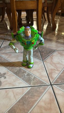 Buzzlighter toy