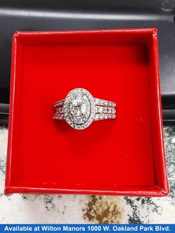 Ring - Engagement Set - White Gold 14k (.585) 7.2 grams Size 5.5