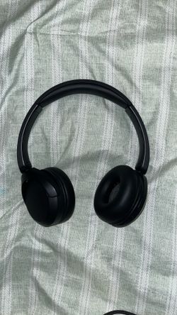 Sony Headphones (barely used)
