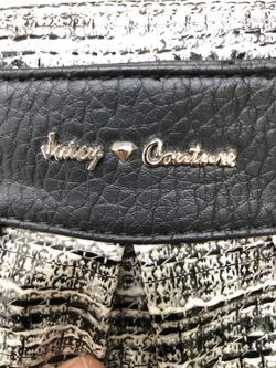 Juicy Couture hand clutch