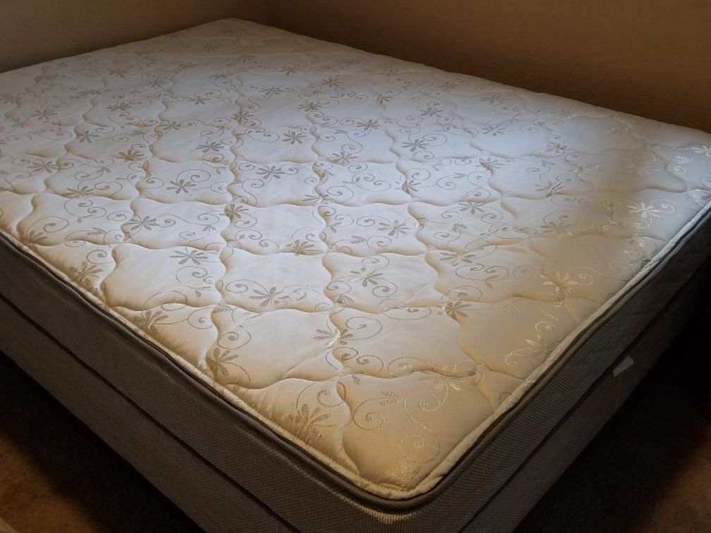 RC Willey, Queen mattress/boxspring/frame...