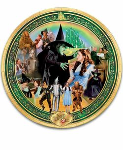 Wizard of Oz Masterpiece plate with certificate of authenticity.