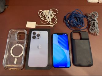 iPhone 13 Pro 512g bundle UNLOCKED
